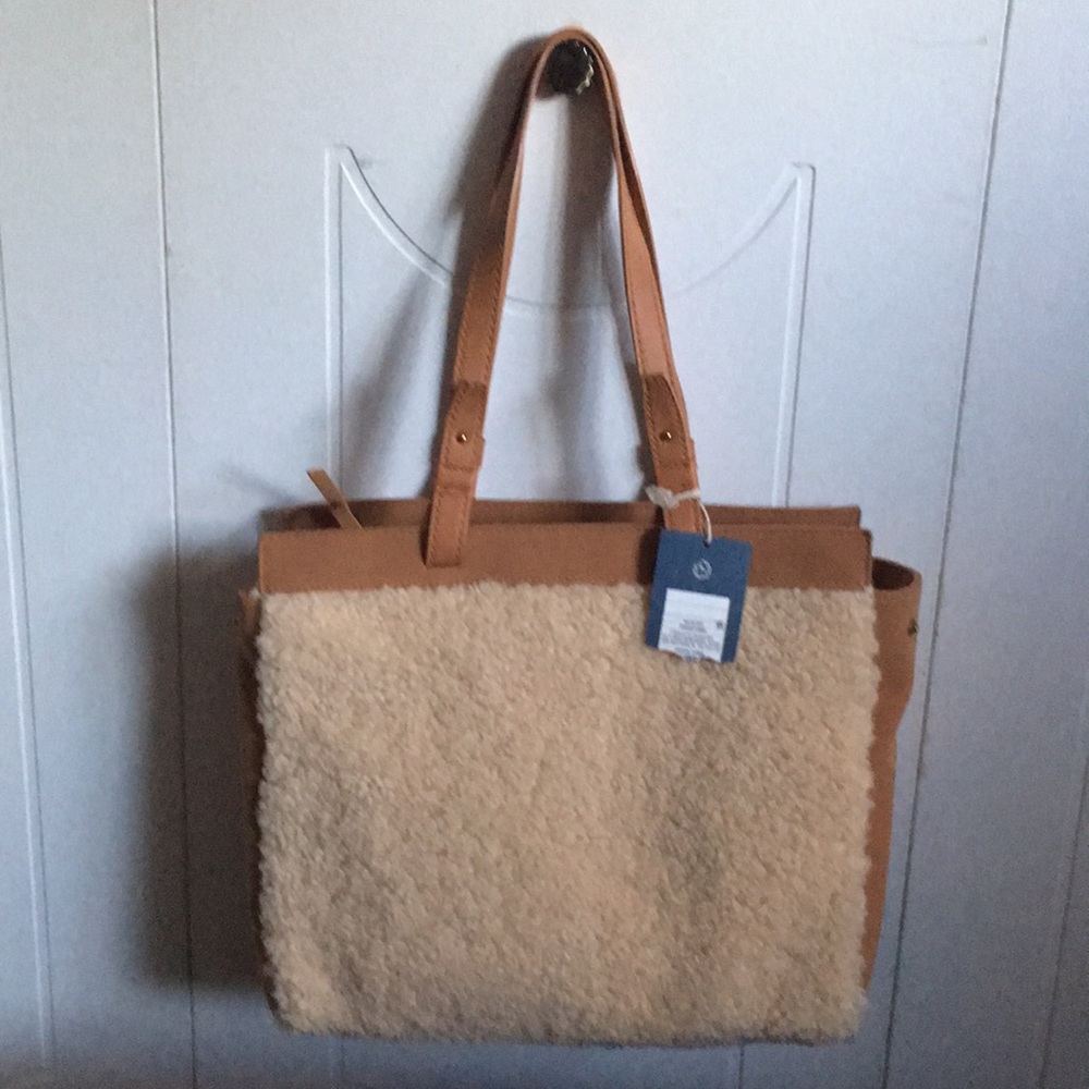 Universal Threads handbag